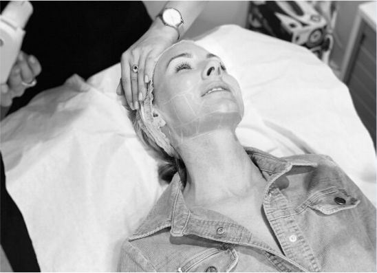 Featured image for “Blowout magazine asks does Ultherapy work?”
